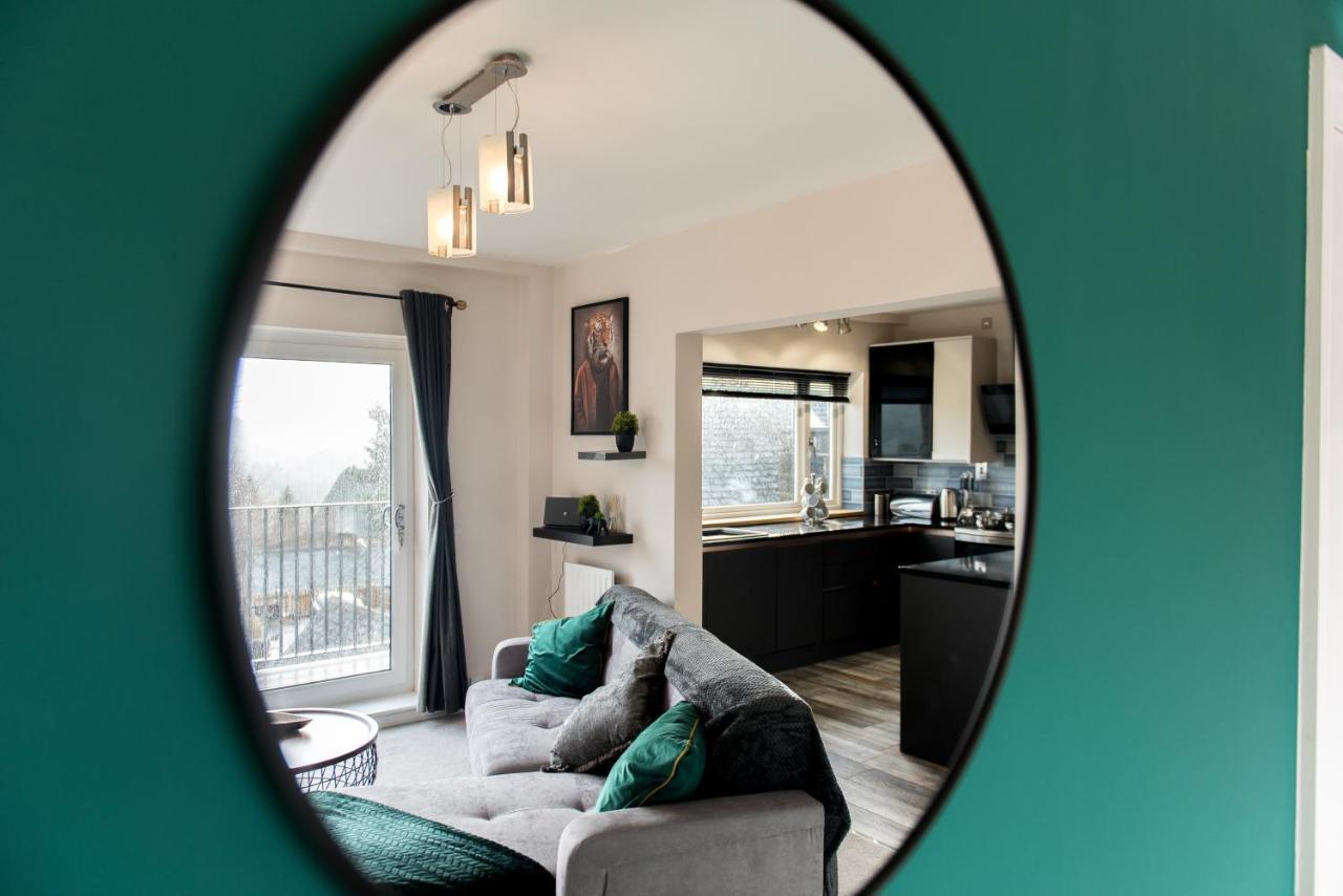 Immaculate 3 Bed House - Stunning Balcony Views Apartamento Matlock  Exterior foto