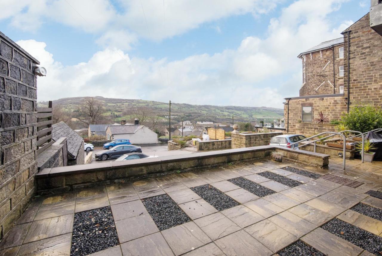 Immaculate 3 Bed House - Stunning Balcony Views Apartamento Matlock  Exterior foto