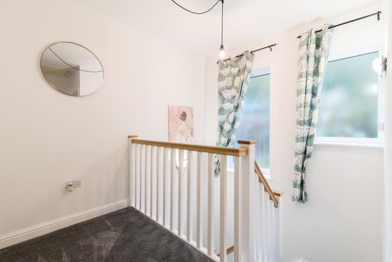 Immaculate 3 Bed House - Stunning Balcony Views Apartamento Matlock  Exterior foto
